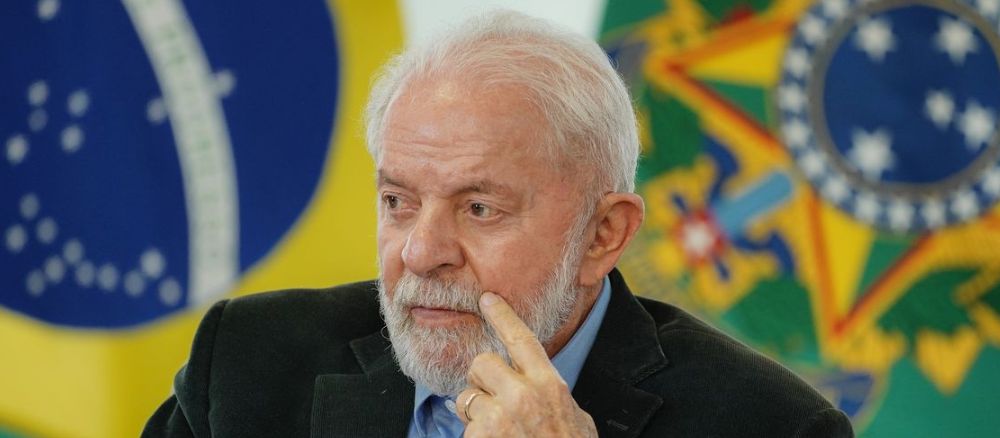 Professores em greve culpam Lula